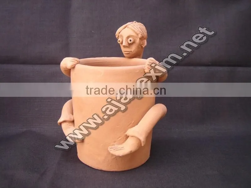 Decorative Terracotta Pen Stand Model
