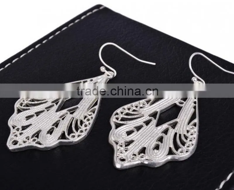 Latest Fashion Hot Sale Bling Fancy Crystal Earrings Wholesale J11032F01