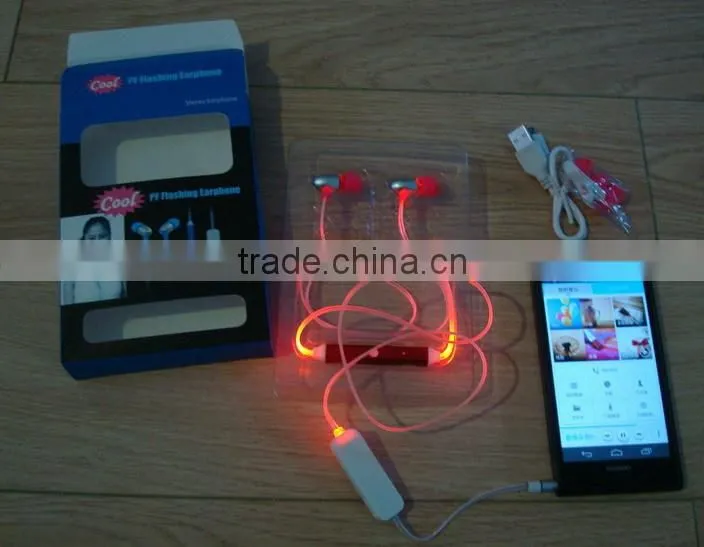 LED Flash Earphone / LED light earphones / LED lighting Earphone