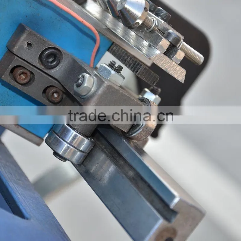 Automatic Computerized Collar Knitting Machine