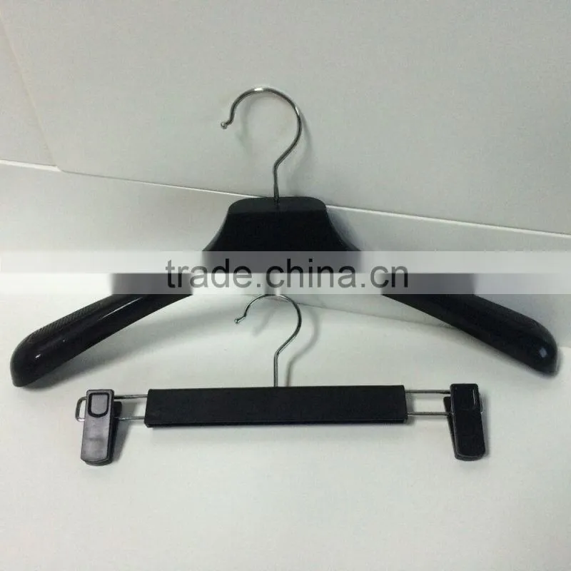 China Guangdong plastic pants hangers