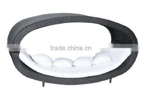 outdoor rattan lounger