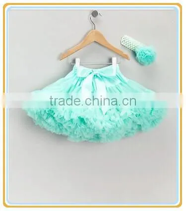 Baby girl tutu bloomers tulle ruffles diaper cover matching a floral headband wholesale factory price