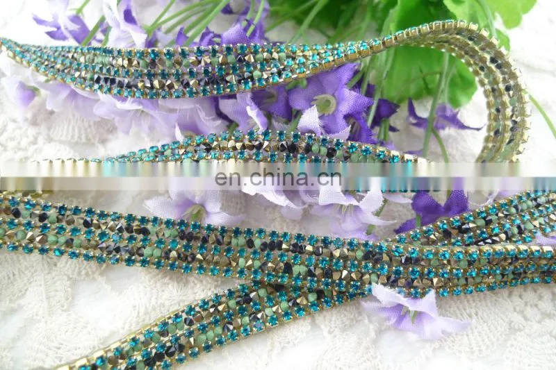 new design hot fix rhinestone tirmming with glue