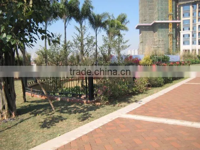 2014 Top-selling hot galvanized steel garden fence