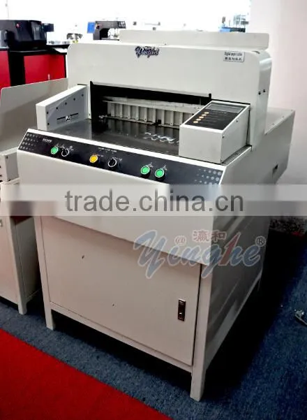 Digital paper cutting machine