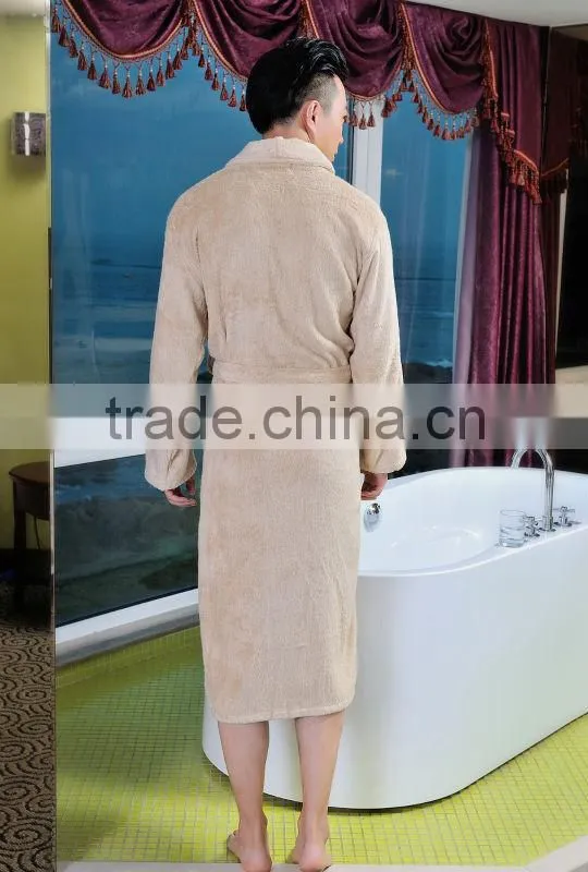 100 cotton middle size long sleeve chenille bathrobe for man