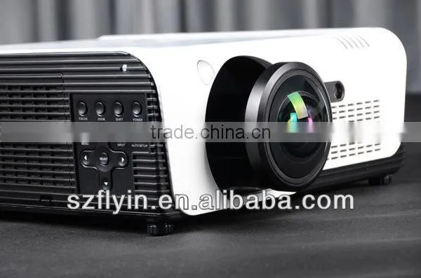 Samrt Wifi Outdoor use support edge blending for golf simulator ,Cinema,conferance 7000 ANSI Lumens Projector