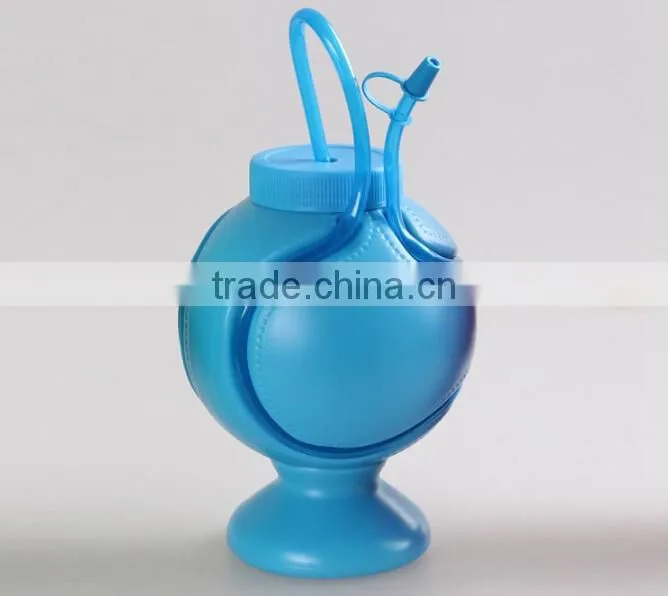 new creative plastic drinking water cup with cap and straw