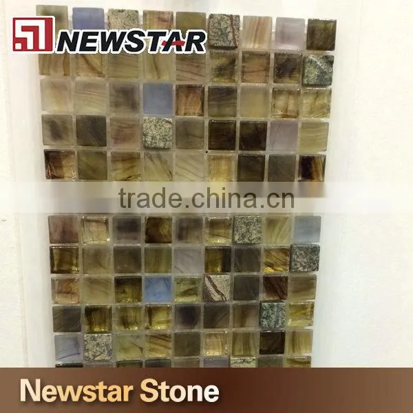 Characteristic diamond mosaic marble