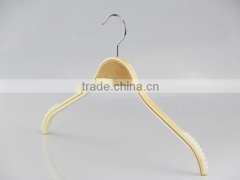 low price natural laminated wooden hanger for clothes