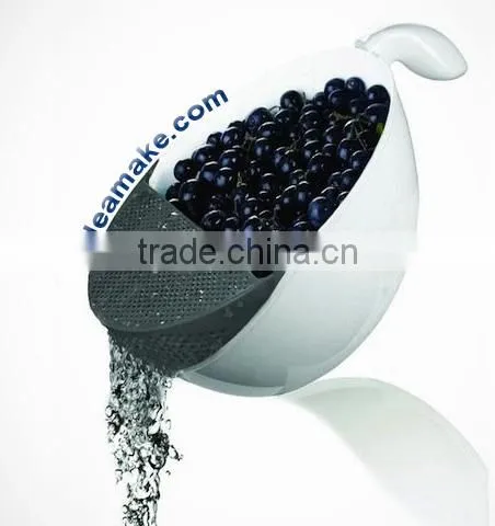 6L Plastic Salad Container with Lid, Colander,dip bowl and cover