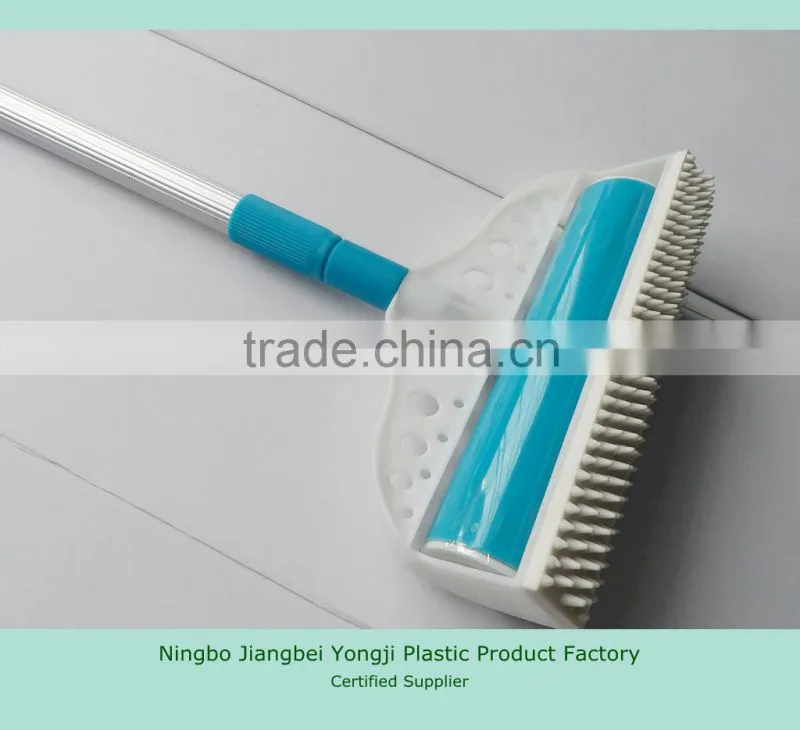 carpet cleaning brush