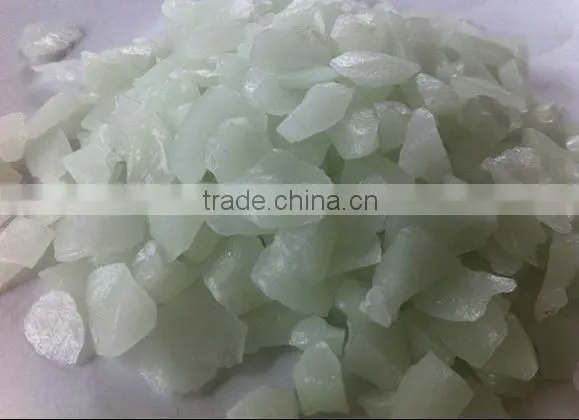 luminous gravel stone in darkness for resin bound