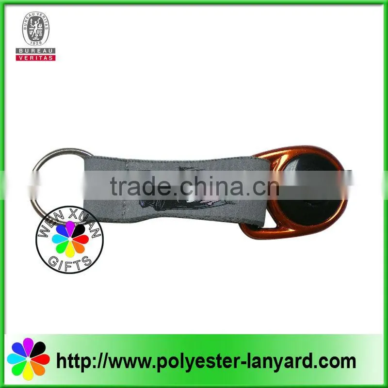 new design led flashlight with carabiner