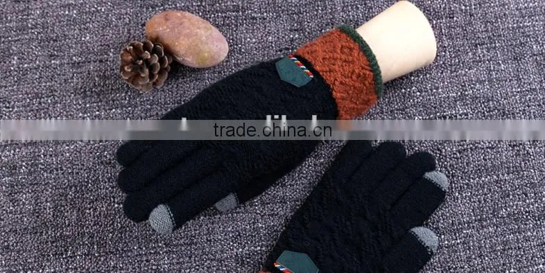 Hotsale Premium Woolen Yarn Knitted Contrast Color Touch Screen Gloves For Boys