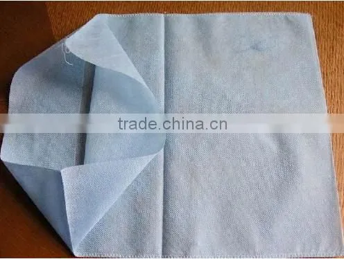 Disposable nonwoven medical pillow case cover