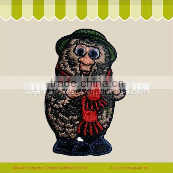 2014 Hot Sale Round Customed Embroidery Badge