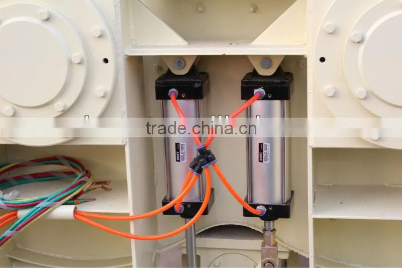 Newly YHZS60m3 mobile cement plant