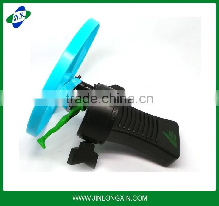 plastic promotional lowre price pull line back flying disk toy
