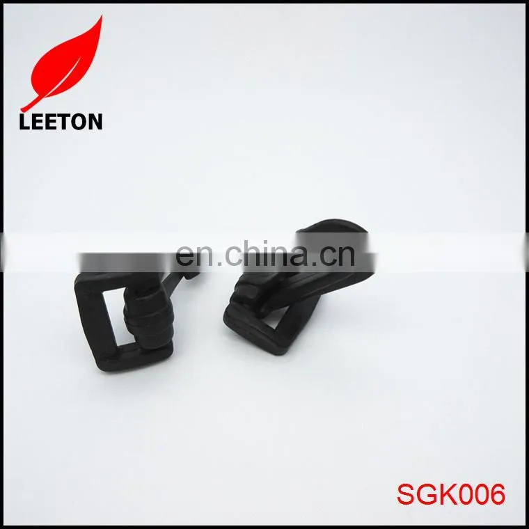 Factory supply 0.75inch plastic snap hook