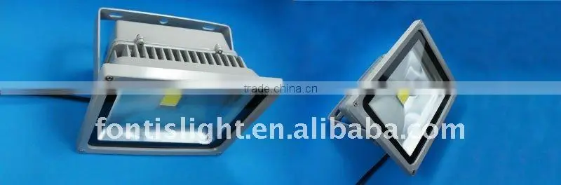 High lumen 32W LED Flood Light (3 years warranty)