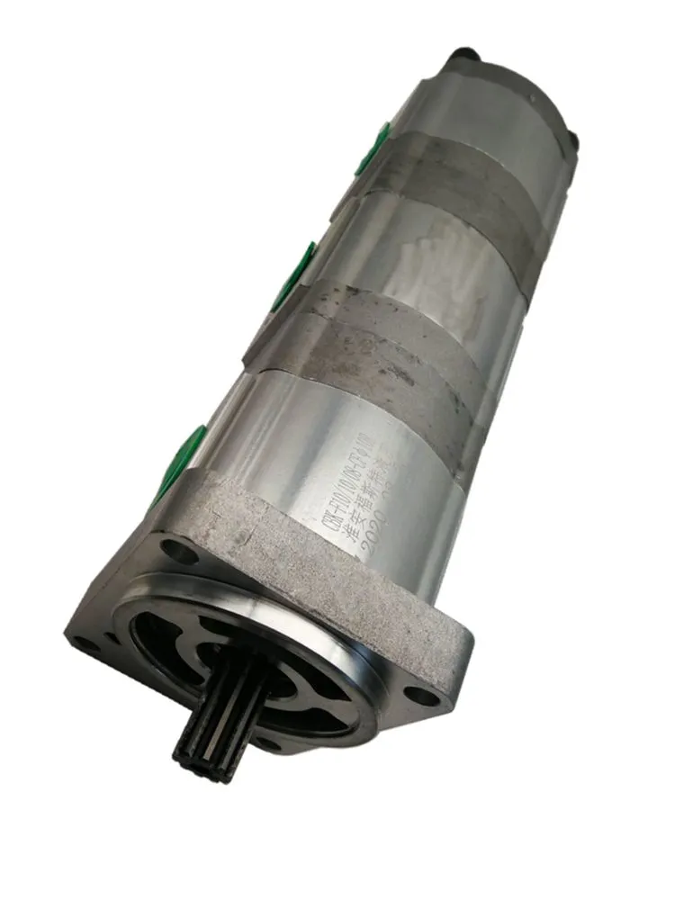 KUBOTA K-028 Triple Gear Pump This Triple Pump That Can Be Customized According to Your Requirements
