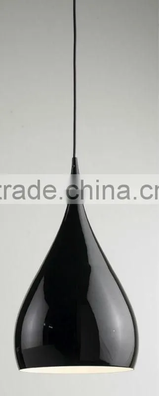 metal pendant lamp