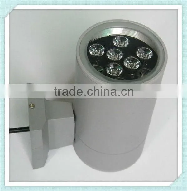 Factory Price LED Outdoor Wall Light