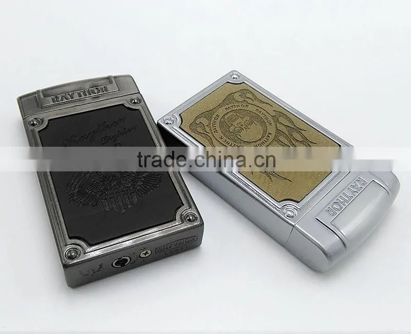 In China metal ladies cigarette pocket ashtray lighter