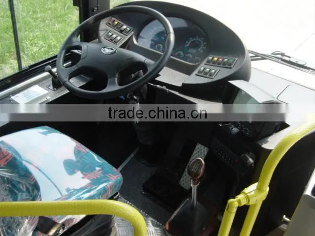 HM6820 8.2 m China supplier diesel fuel manual 17-30 seats City bus