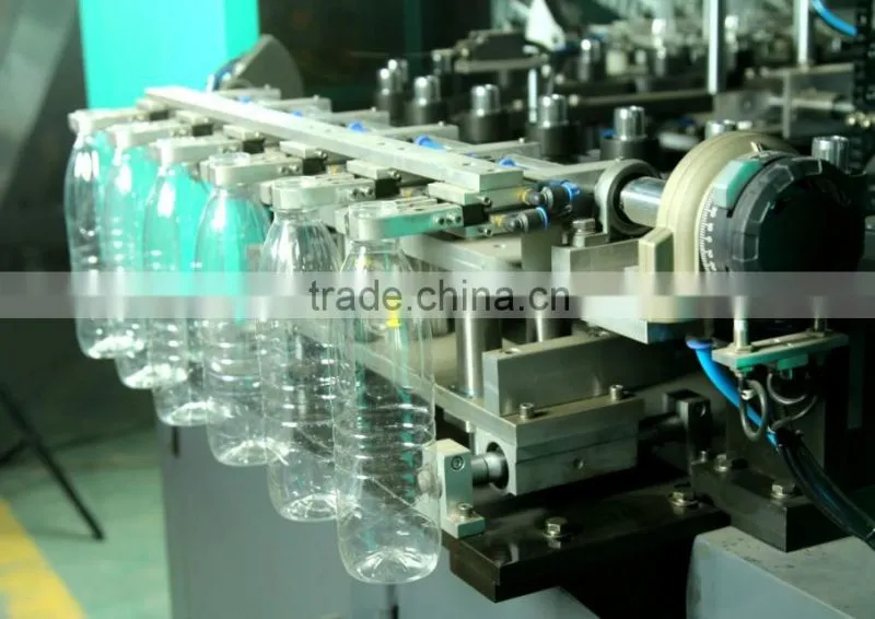 2014 new design pet blow moulding machine price