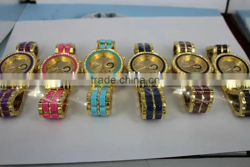 Korean ladies crystal watch 2013, 1 piece for MOQ