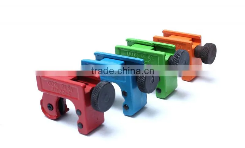 3-22Tube cutter