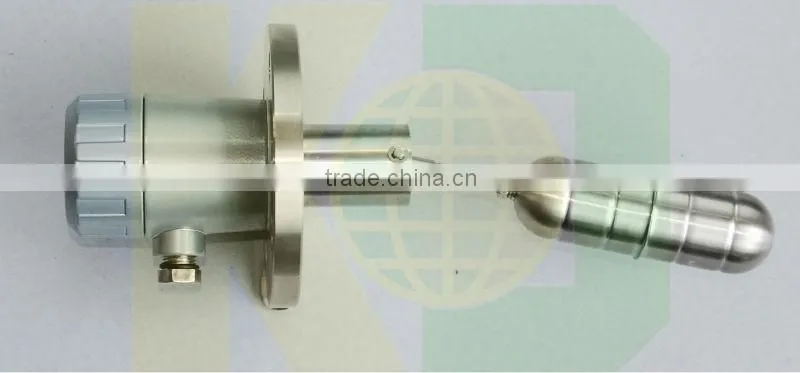 Side mounted oil float level sensor