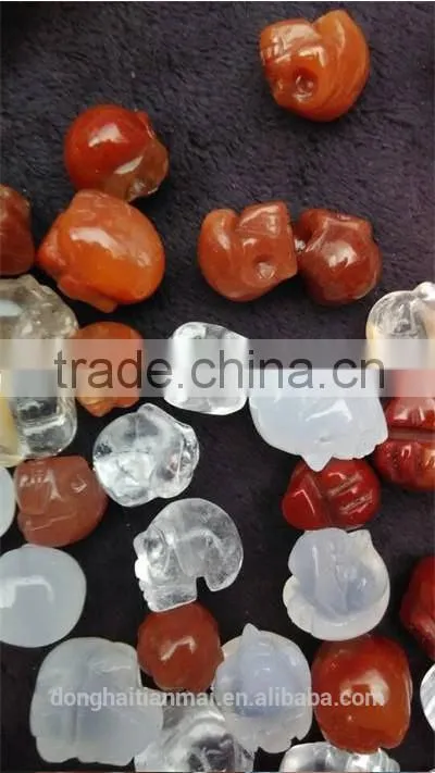 Wholesale Natural Elegent Portable Clear Crystal Carving Skull Bracelet