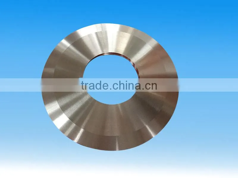 Circular cutting blade for textiles