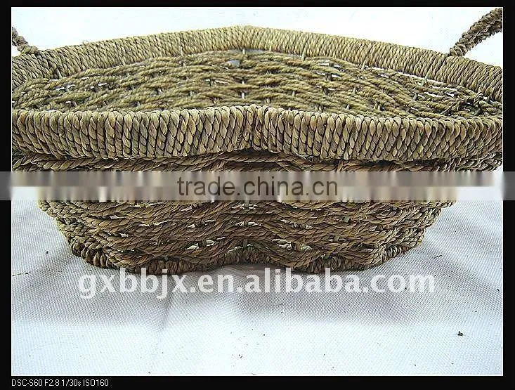 Heart shaped seagrass storage basket set of three