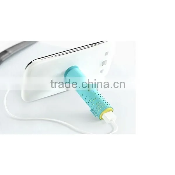 Factory Supply !2000 mah /2200 mah /2600mAh Portable Lipstick Mobile Battery Charger With Cellphone Holder