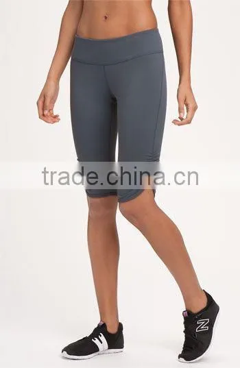 black breathable woman fitness clothing training capri pants wholesale
