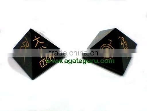 Amethyst Pyramids : Wholesale Pyramids