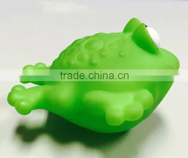 Frog Bath Toy,Farming Frog Plastic Toy,Small Toy