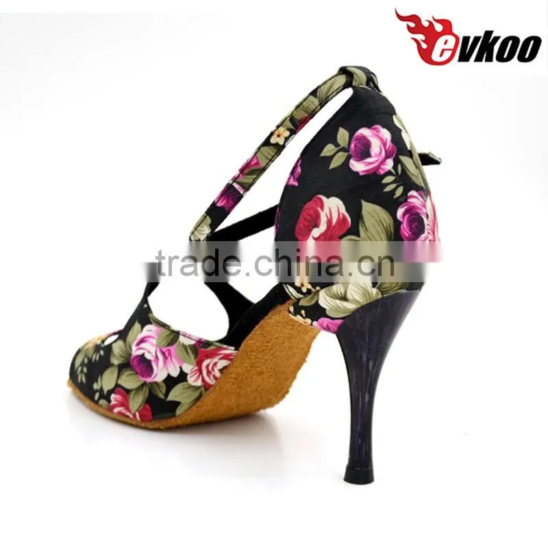2016Hot selling flower and carve luxe classical italy style women dance shoes covered with crystal top-quality handmade shoes