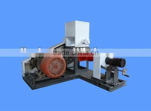 2012 Best seller automatically DGP Series poultry feed extrusion machine