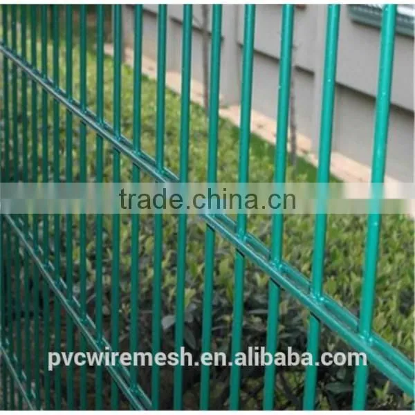 Alibaba gold supplier welded steel double wire fence