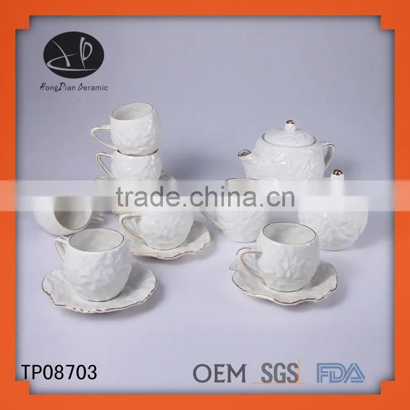 porcelain dinnerware with gold rim and decals embossing,Luxury Porcelain Dinner Set