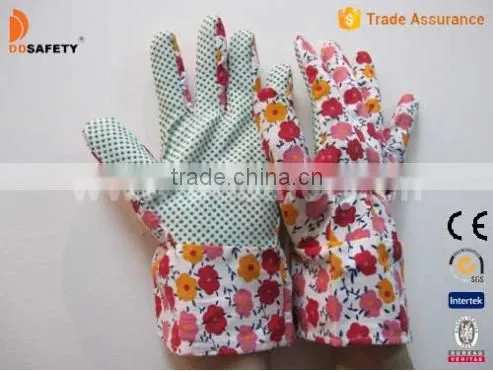 DDSAFETY Red Dots On Palm Flower Design Back Band Cuff Garden Gloves