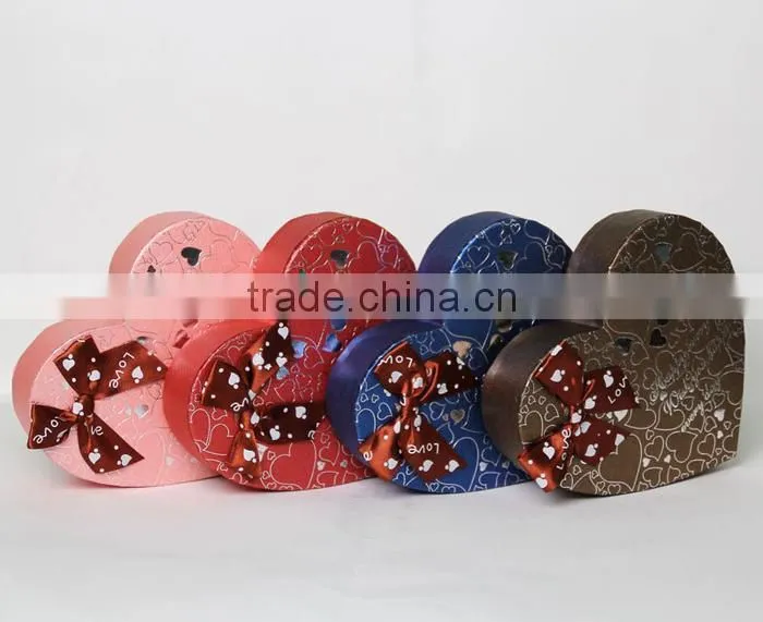 Sweet Bowknot Lower Price Luxury Paper Gift Packaging Heart Shaped Chocolate Box w/ Dividers,Caja de Bombones Corazon