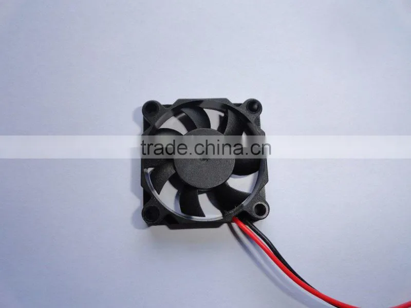 china dc mini fan 35*35*7mm 5v 12v