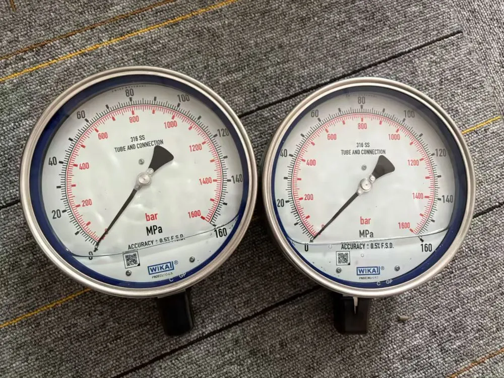 压力表